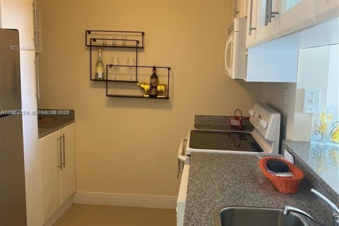 Apartment in Miami, Florida 1 bedroom, 70.88 sq.m. № 2186900 - photo 9