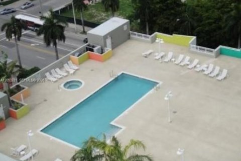 Apartment in Miami, Florida 1 bedroom, 70.88 sq.m. № 2186900 - photo 8
