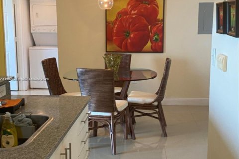Apartment in Miami, Florida 1 bedroom, 70.88 sq.m. № 2186900 - photo 24