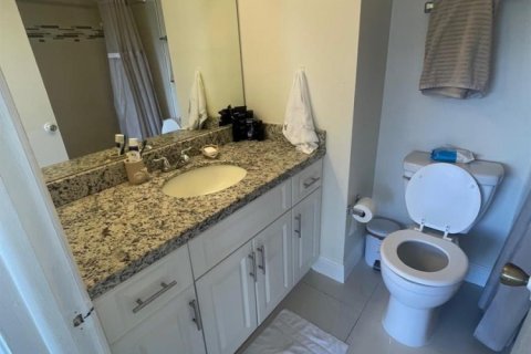 Townhouse in Sunrise, Florida 2 bedrooms, 104.05 sq.m. № 2085318 - photo 13
