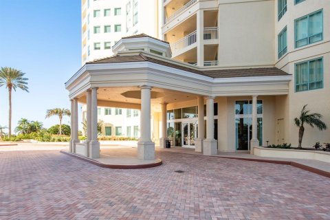 Condo in Clearwater, Florida, 3 bedrooms  № 1649911 - photo 2