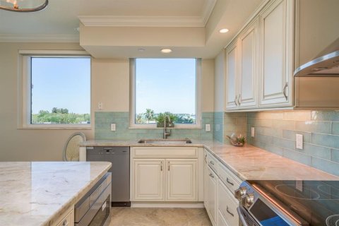 Condo in Clearwater, Florida, 3 bedrooms  № 1649911 - photo 13