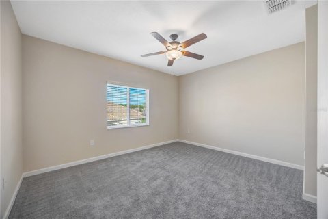 Condo in Wesley Chapel, Florida, 3 bedrooms  № 2218139 - photo 10