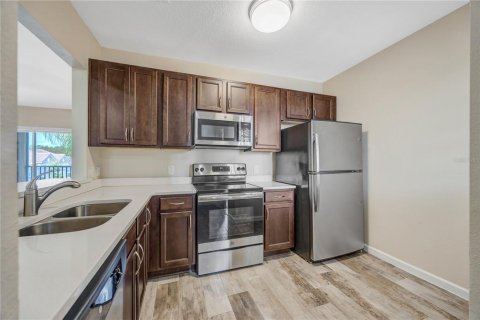 Condo in Wesley Chapel, Florida, 3 bedrooms  № 2218139 - photo 3