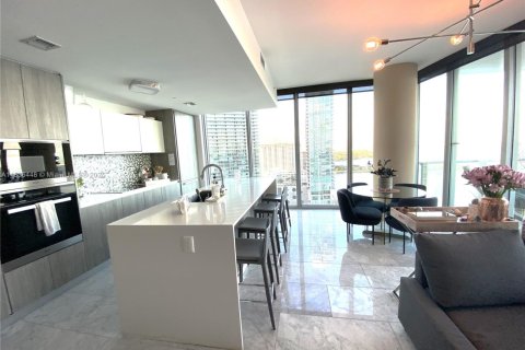 Condominio en venta en Miami, Florida, 3 dormitorios, 157.75 m2 № 1958272 - foto 6