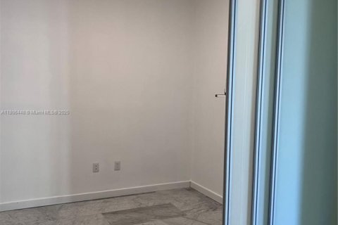 Condominio en venta en Miami, Florida, 3 dormitorios, 157.75 m2 № 1958272 - foto 15