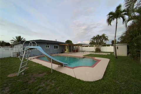 Casa en alquiler en Boca Raton, Florida, 3 dormitorios, 134.24 m2 № 2048057 - foto 11
