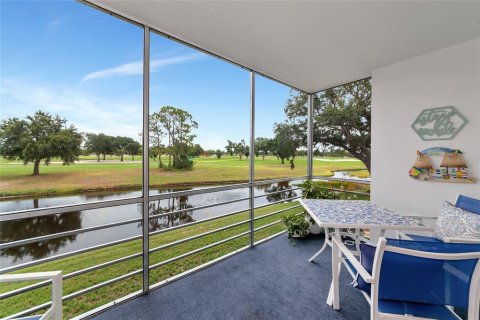 Copropriété à vendre à Sarasota, Floride: 2 chambres, 101.26 m2 № 2150837 - photo 20