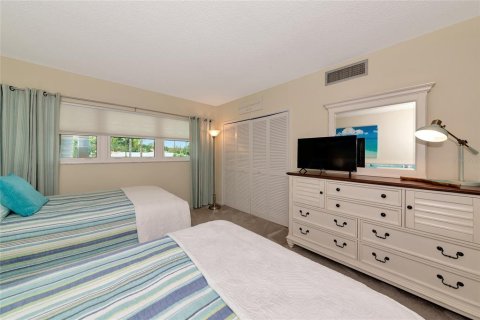 Copropriété à vendre à Sarasota, Floride: 2 chambres, 101.26 m2 № 2150837 - photo 27