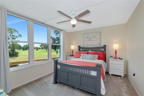 Copropriété à vendre à Sarasota, Floride: 2 chambres, 101.26 m2 № 2150837 - photo 11