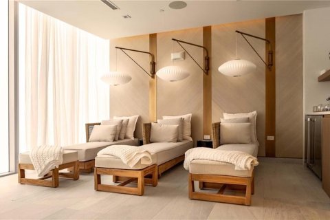 Снять в аренду кондоминиум в Форт-Лодердейл, Флорида 1 спальня, 120.22м2, № 1172917 - фото 1