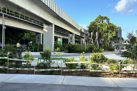 Condominio en alquiler en Miami, Florida, 2 dormitorios, 57.23 m2 № 2271397 - foto 27