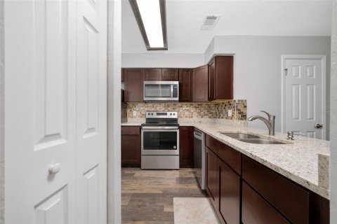 Adosado en venta en Gainesville, Florida, 2 dormitorios, 101.64 m2 № 2166942 - foto 7