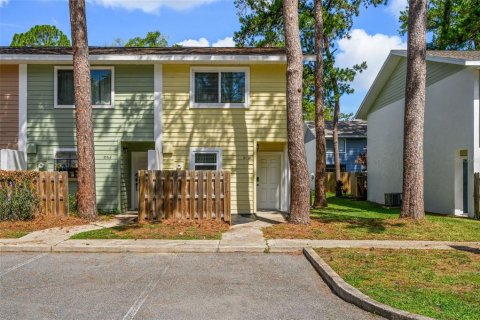 Adosado en venta en Gainesville, Florida, 2 dormitorios, 101.64 m2 № 2166942 - foto 2