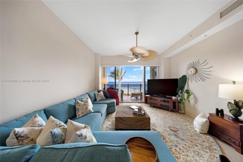 Condo in Lauderdale-by-the-Sea, Florida, 2 bedrooms  № 1865433 - photo 7