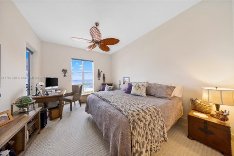 Condo in Lauderdale-by-the-Sea, Florida, 2 bedrooms  № 1865433 - photo 23