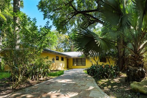 Casa en venta en Miami, Florida, 3 dormitorios, 238.2 m2 № 2184518 - foto 19