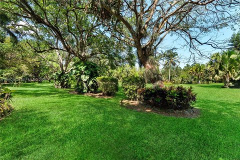 Casa en venta en Miami, Florida, 3 dormitorios, 238.2 m2 № 2184518 - foto 25