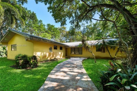 Casa en venta en Miami, Florida, 3 dormitorios, 238.2 m2 № 2184518 - foto 20