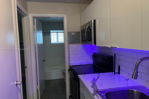 Appartement à louer à Miramar, Floride: 1 chambre № 1928315 - photo 6