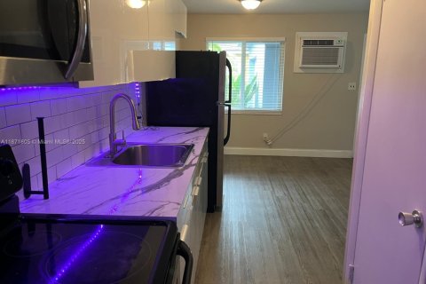 Appartement à louer à Miramar, Floride: 1 chambre № 1928315 - photo 7