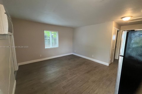 Appartement à louer à Miramar, Floride: 1 chambre № 1928315 - photo 3