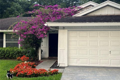 Villa ou maison à louer à Loxahatchee Groves, Floride: 3 chambres, 162.3 m2 № 1891916 - photo 15
