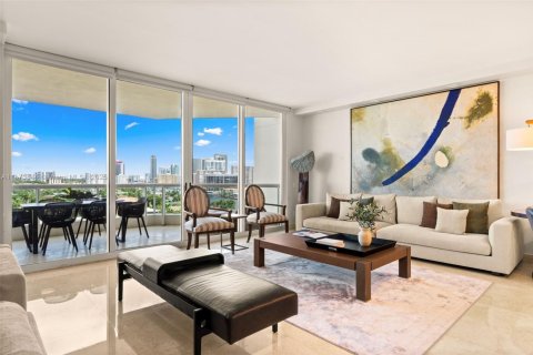 Condominio en alquiler en Aventura, Florida, 3 dormitorios, 246.84 m2 № 2012492 - foto 5