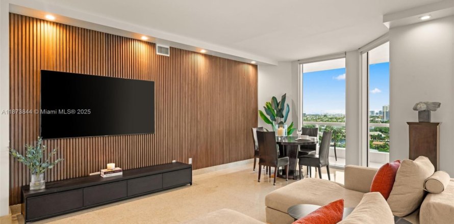 Condominio en Aventura, Florida, 3 dormitorios  № 2012492