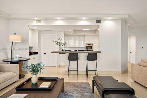 Condominio en alquiler en Aventura, Florida, 3 dormitorios, 246.84 m2 № 2012492 - foto 9