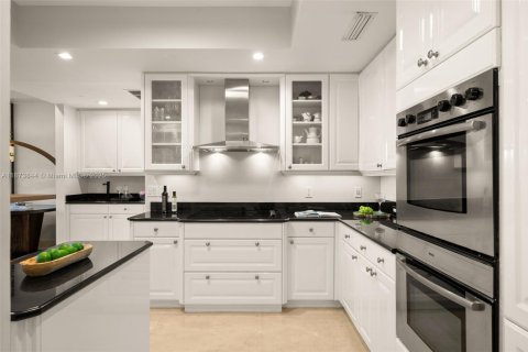 Condominio en alquiler en Aventura, Florida, 3 dormitorios, 246.84 m2 № 2012492 - foto 15