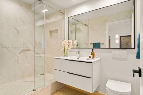 Condominio en alquiler en Aventura, Florida, 3 dormitorios, 246.84 m2 № 2012492 - foto 27