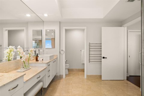 Condominio en alquiler en Aventura, Florida, 3 dormitorios, 246.84 m2 № 2012492 - foto 21