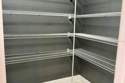 Купить виллу или дом в Орландо, Флорида 10 комнат, 372.45м2, № 1915799 - фото 28