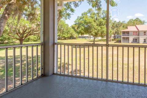 Apartment in Dade City, Florida 2 bedrooms, 148.64 sq.m. № 2212559 - photo 25