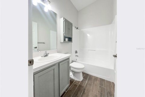 Apartment in Dade City, Florida 2 bedrooms, 148.64 sq.m. № 2212559 - photo 20