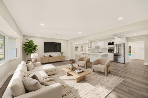 Casa en venta en Clearwater, Florida, 6 dormitorios, 341.88 m2 № 2420502 - foto 5