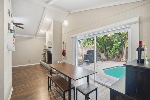 Villa ou maison à vendre à Tampa, Floride: 4 chambres, 240.52 m2 № 2207389 - photo 25