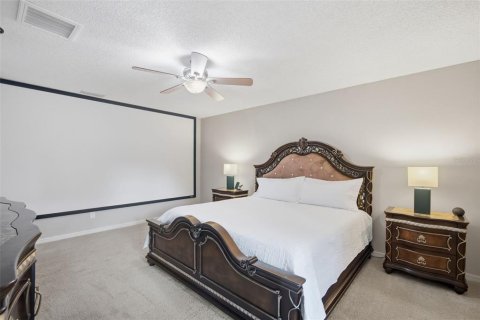 Villa ou maison à vendre à Tampa, Floride: 4 chambres, 240.52 m2 № 2207389 - photo 13
