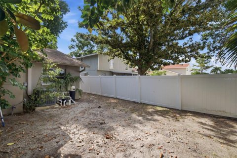 Villa ou maison à vendre à Tampa, Floride: 4 chambres, 240.52 m2 № 2207389 - photo 9