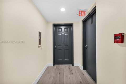 Copropriété à vendre à Cutler Bay, Floride: 2 chambres, 75.16 m2 № 2057749 - photo 7