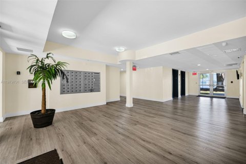 Copropriété à vendre à Cutler Bay, Floride: 2 chambres, 75.16 m2 № 2057749 - photo 9