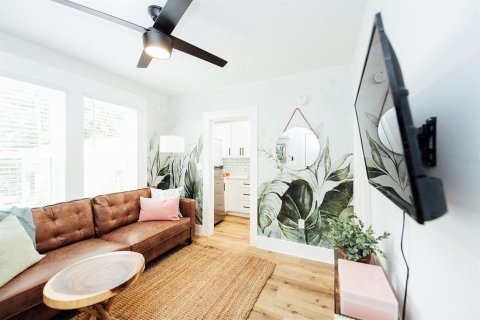 Apartamento en alquiler en Saint Petersburg, Florida, 1 dormitorio, 55.74 m2 № 1870172 - foto 4