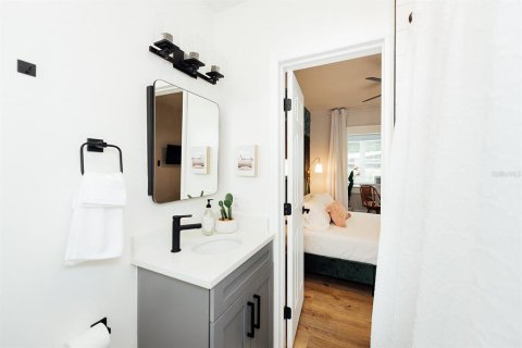 Apartamento en alquiler en Saint Petersburg, Florida, 1 dormitorio, 55.74 m2 № 1870172 - foto 21