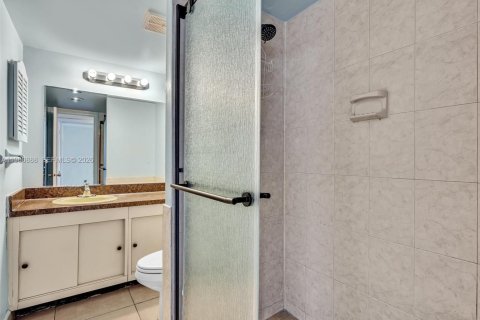 Condominio en venta en Plantation, Florida, 2 dormitorios, 101.26 m2 № 2023744 - foto 16