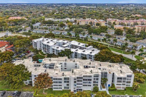 Condominio en venta en Plantation, Florida, 2 dormitorios, 101.26 m2 № 2023744 - foto 2