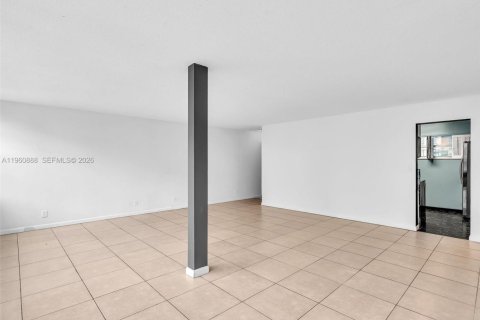 Condominio en venta en Plantation, Florida, 2 dormitorios, 101.26 m2 № 2023744 - foto 11