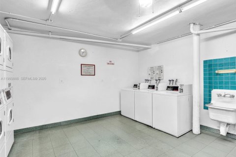 Condominio en venta en Plantation, Florida, 2 dormitorios, 101.26 m2 № 2023744 - foto 27