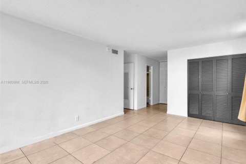 Condominio en venta en Plantation, Florida, 2 dormitorios, 101.26 m2 № 2023744 - foto 19