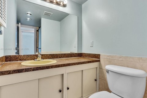 Condominio en venta en Plantation, Florida, 2 dormitorios, 101.26 m2 № 2023744 - foto 17